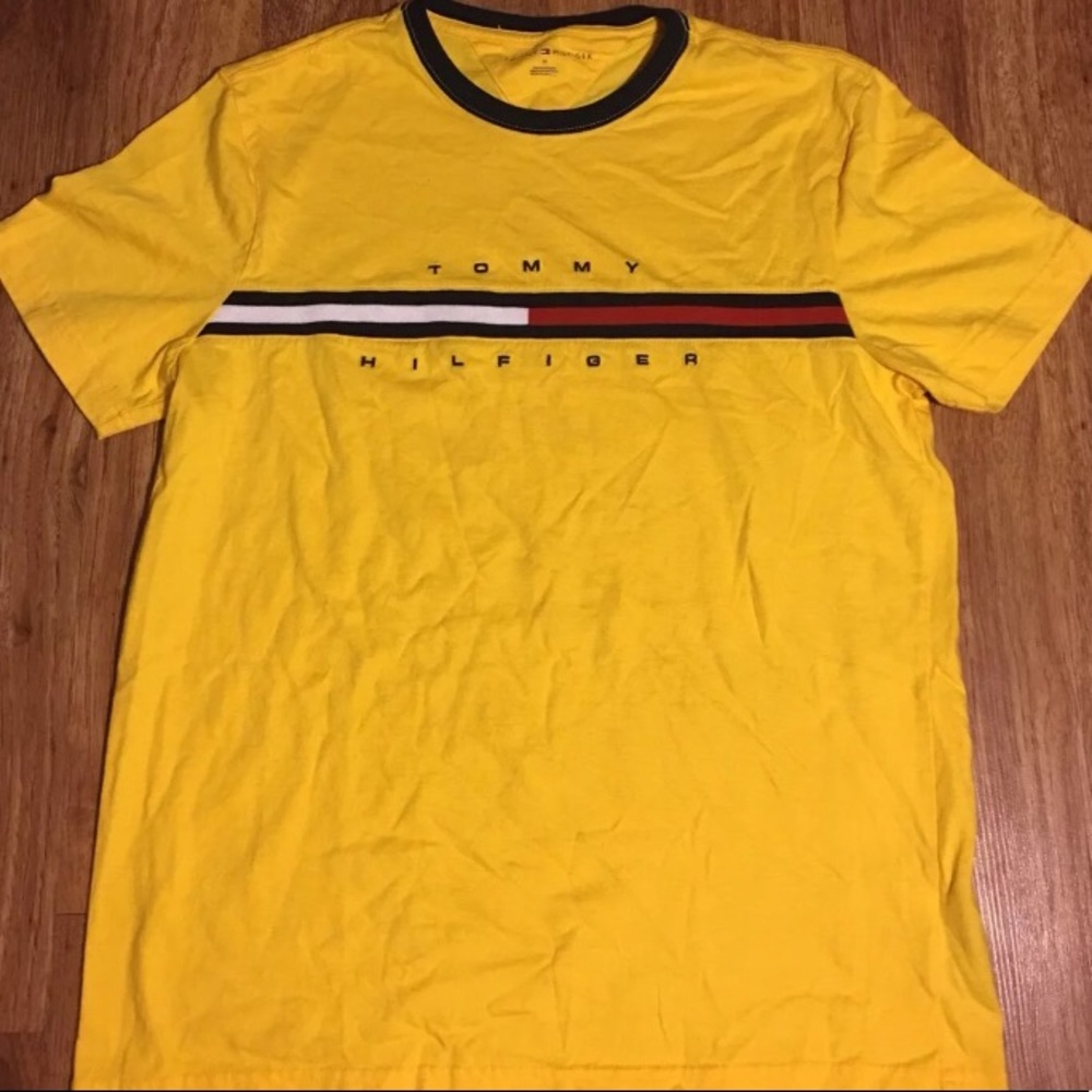 LOOKING FOR YELLOW TOMMY HILFIGER T-SHIRT